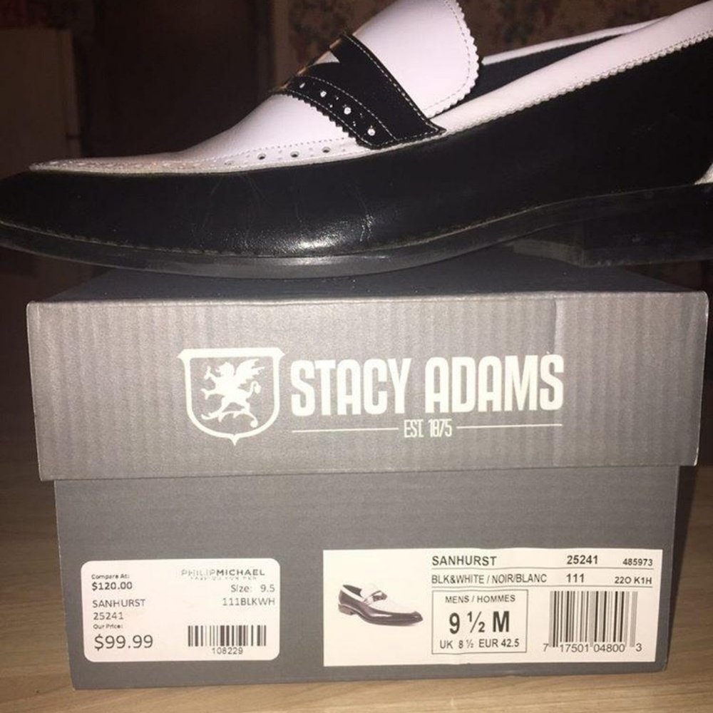 Dress shoes
